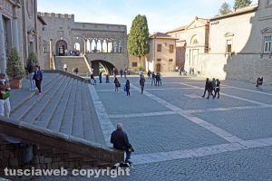 Turisti a Viterbo