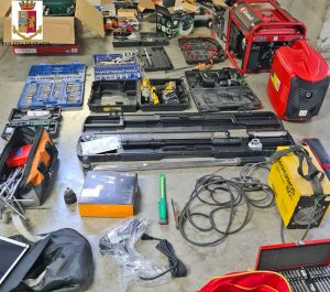 Orvieto - Polizia - Gli oggetti ritrovati