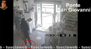 Rapinatori seriali di farmacie - Ripreso dalle telecamere il viterbese del colpo di Canino