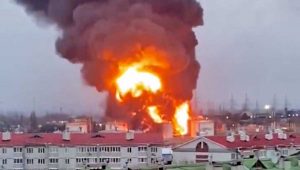 Belgorod – A fuoco otto depositi di petrolio