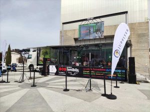 Il truck del progetto Sostenibile dell'associazione Juppiter