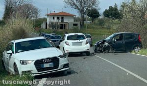Viterbo - Incidente in strada Carcarelle