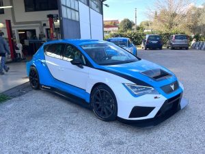 La Leon Cupra TCR sequenziale di Luigi Gallo