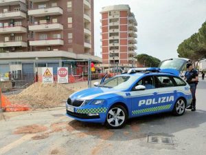 Tarquinia - Controlli della polizia stradale