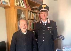 Parrano - Il parroco don Mario e il luogotenente Mirco Giustiniani