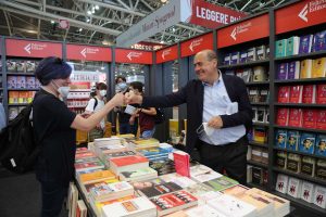 Nicola Zingaretti al al 34esimo Salone del libro di Torino