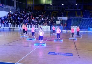 Viterbo - Le allieve in una coreografia di step