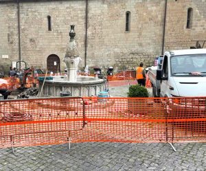 Viterbo - Lavori fontana in piazza Dante