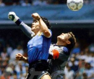 Il gol di mano di Maradona