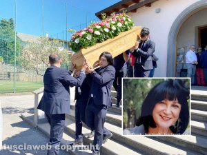 Viterbo - Il funerale di Loretta Zanobbi