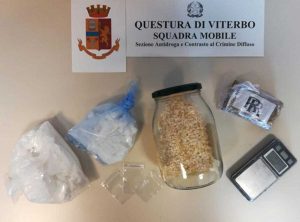 Polizia - La sostanza stupefacente sequestrata