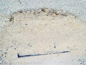 Viterbo - La strada di via Villanova dopo i lavori per la fibra