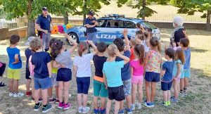 Orvieto - Polizia in classe con i bambini