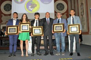La cerimonia per gli 80 anni della sezione viterbese dell'associazione italiana arbitri - Consegna dei primi