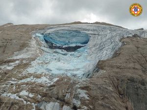 Valanga sulla Marmolada