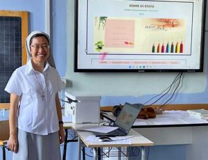 Viterbo - suor Daniela si diploma al Paolo Savi