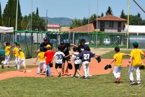 Sport - Baseball - Montefiascone - Il saluto tra le squadre