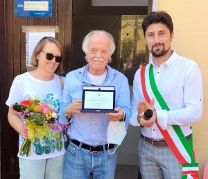 Villa San Giovanni in Tuscia - Vincenzo Benedetti con il sindaco Fabio Latini