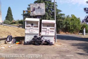 Soriano nel Cimino - Rifiuti in via Francesco Di Guglielmo