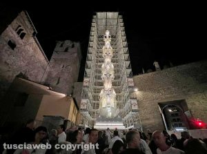 Viterbo - La macchina di Santa Rosa illumina la città - Prova luci di Gloria