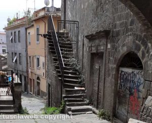Viterbo - Via Bellavista nel degrado