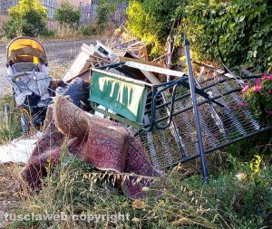 Viterbo - Discarica in via Luigi De Franchis