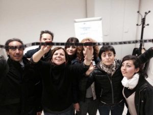 Lietta Granato in camera oscura con gli allievi