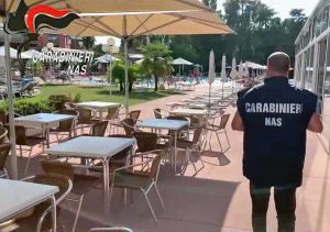 Carabinieri Nas - Controlli in parchi acquatici e centri sportivi