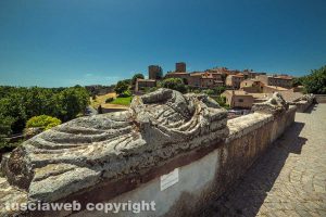 Tuscania