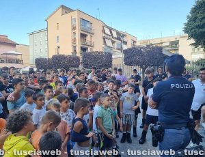 Viterbo - Minifacchini del Pilastro incontrano la polizia