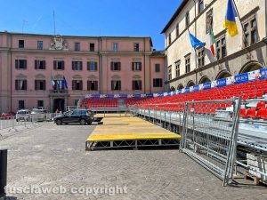 Piazza del Comune - Tribune Santa Rosa