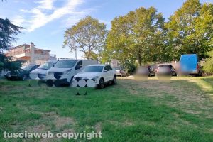 Viterbo - Auto parcheggiate al parco dell'Aeronautica