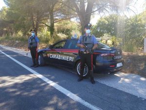 I controlli dei carabinieri - Immagine di repertorio