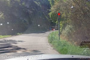 Viterbo - Il semaforo rosso su strada Acquabianca