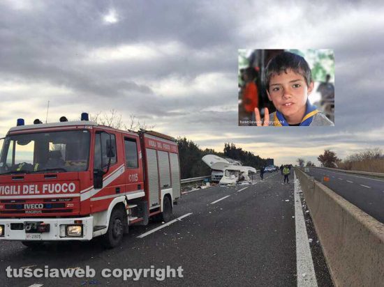 Tra i primi soccorritori i vigili del fuoco (nel riquadro Davide Ciuffreda)