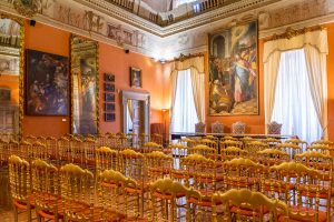Viterbo - La sala delle Assemblee di Palazzo Brugiotti