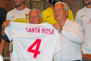 Sport - Calcio - Viterbese - La maglia speciale per Santa Rosa