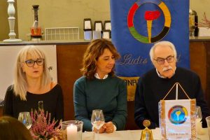 Pica e i relatori