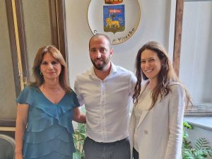 Da sinistra: Laura Allegrini, Matteo Achilli e Antonella Sberna