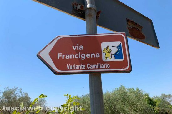 Viterbo - Il cartello di segnalazione della Via Francigena