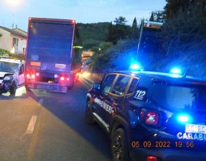 Orvieto - Carabinieri - Scontro furgone-tir