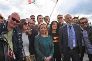 Fratelli d’italia, Giorgia Meloni e il sindaco Tedesco