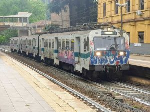 Un treno sulla ferrovia Roma nord