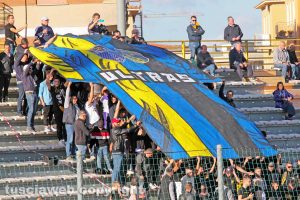 Sport- Calcio - Viterbese - La coreografia della curva Nord
