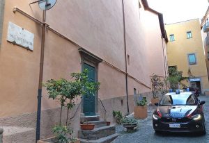 Viterbo - Carabinieri in via Fontanella del Suffragio