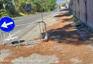 Viterbo - Buche sulla strada Cimina