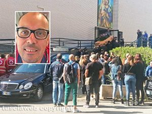 Civitavecchia - Il funerale di Marco Rossetti - Nel riquadro Marco Rossetti