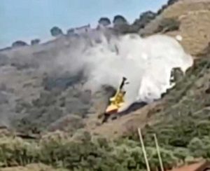 Canadair precipita sull'Etna