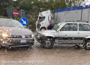 Viterbo - Incidente in strada Bagni