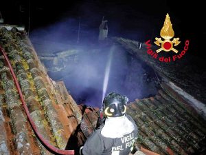 Pitigliano - Intervento dei vigili del fuoco